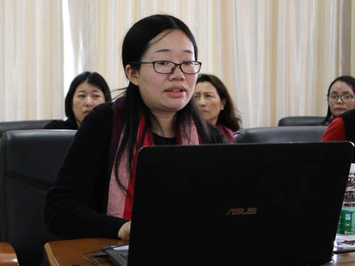重庆第二师范公司副教授晏菁发表讲话